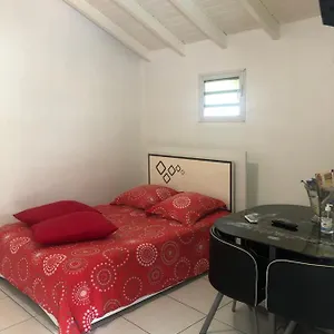 Appartement Kaban' Malaka, Petit-Bourg
